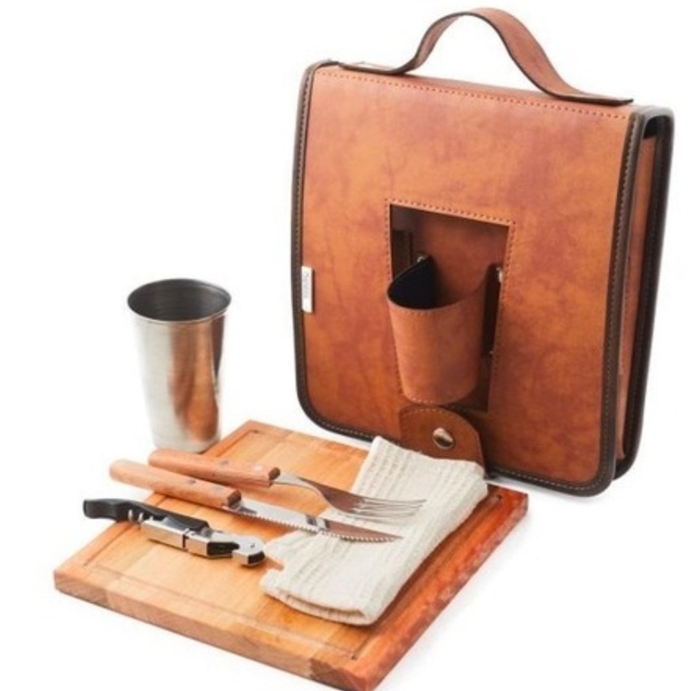 BRAND NEW!! 🔥❤️ROAST/ BARBECUE COMPLETE KIT ECO LEATHER & WOOD RESTING TABLE - - Picture 2 of 8